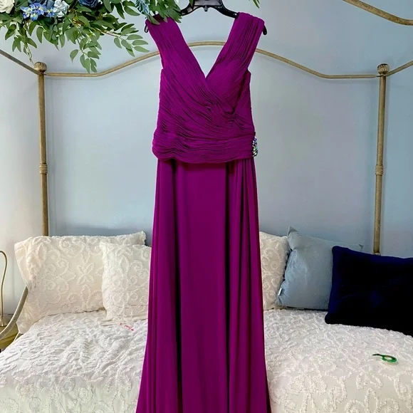 Alycee Paris Black Label Dresses | Nwt Alycee Paris Evening Gown / Formal Dress V-Neck Dark Magenta | Color: Pink | Size: 10 | Atwooley's Closet Alycee Paris Black Label Dresses | Nwt Alycee Paris Evening Gown / Formal Dress V-Neck Dark Magenta | Color: Pink | Size: 10 | Atwooley's Closet